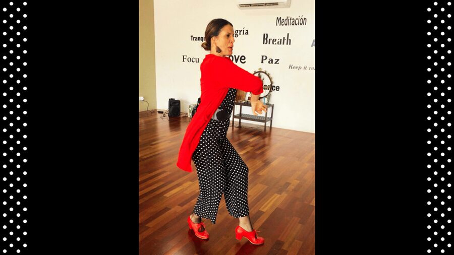 Marbella: 1-Hour Flamenco Dance Class with a Spanish Teacher - Shoes, clothing, and physical demands