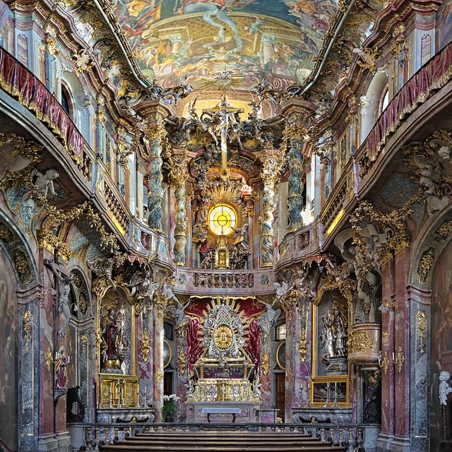 Munich: Spanish Guitar & Bach Toccata at Asamkirche - A one-hour program with plenty of variety