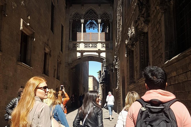 Private Tapas Walking Tour in Barcelona Old Town and Flamenco Show - Los Tarantos and the 40-minute flamenco show
