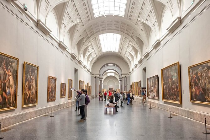 Private Tour Prado Museum & City Tour with Flamenco - One hour of flamenco at Teatro Flamenco Madrid