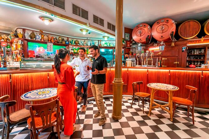 Private Tour: Tapas, Wine & Flamenco Show in Barcelona’s Old Town - Flamenco inside a Baroque palace
