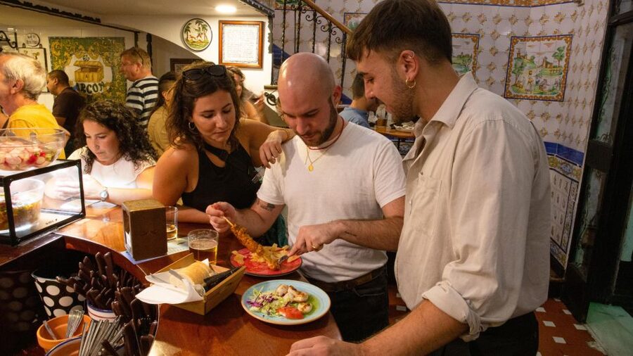 Sevilla: Tapas Walking Tour with Flamenco Show in Triana - Local wine and the taste of sherry