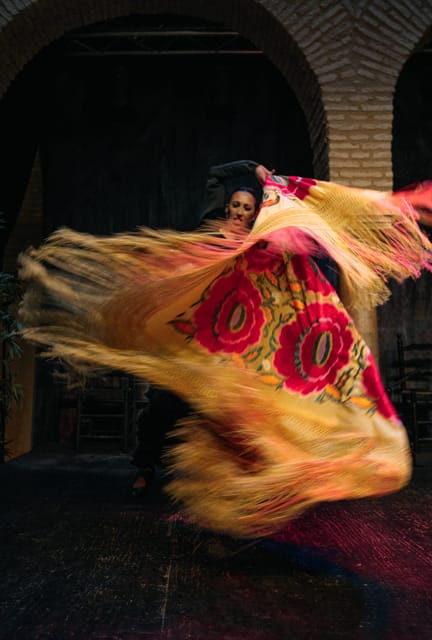 Seville: Enjoy a class of approach to flamenco - Why the tangos focus works for beginners