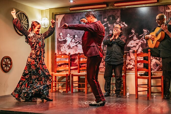 Seville:Exclusive FlamencoShow with Drink, VIP, or Dinner Options - Choosing between a drink, VIP, and dinner