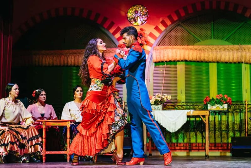Seville: Flamenco at El Palacio Andaluz with Optional Dinner - What happens during the 90-minute show