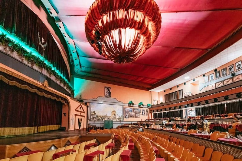 Seville: Flamenco at El Palacio Andaluz with Optional Dinner - Choosing between show only, a drink, and dinner