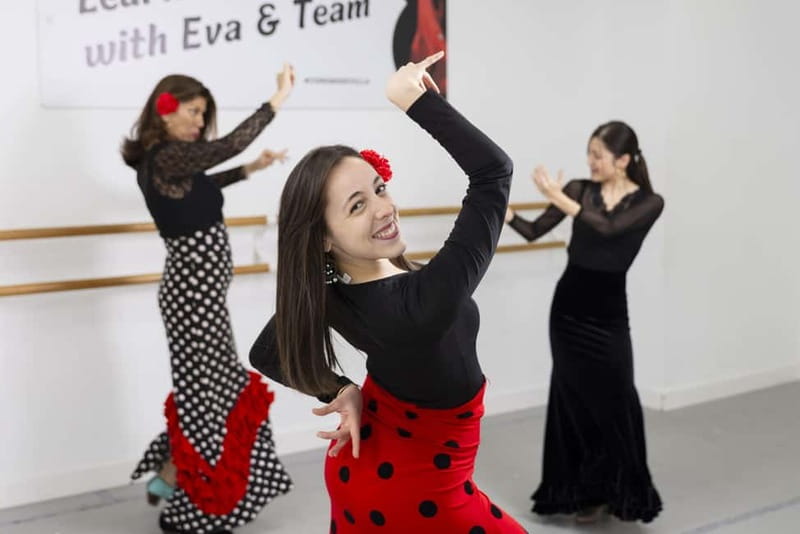 Seville: Flamenco Dance Class with Optional Costume - Who should book this Seville flamenco class?