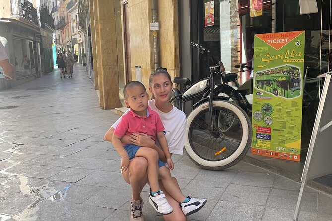 Seville Flamenco EBike Tour and Flamenco Show - Who will enjoy this most