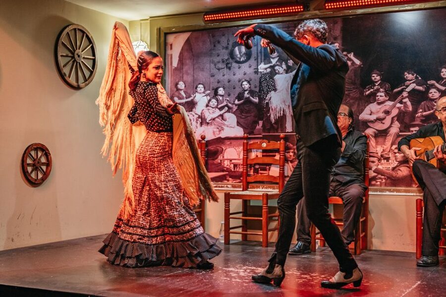 Seville: Flamenco Show with Andalusian Dinner at La Cantaora - Entering La Cantaora in central Seville
