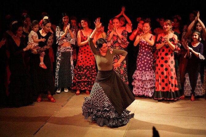 Seville: Fun class to approach Flamenco - Key points at a glance