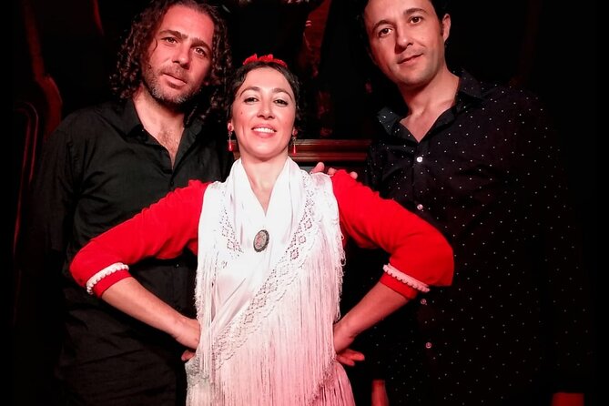 Seville: Fun class to approach Flamenco - Footwork, markings, and the short routine