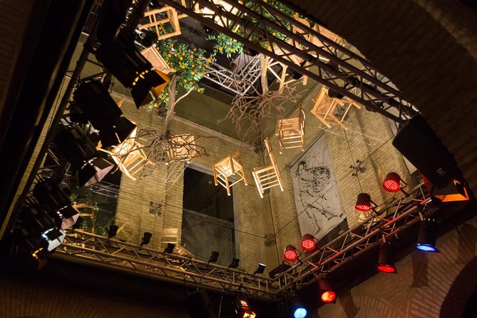 Seville: Puro Flamenco Show - Museo del Baile Flamenco - Why arriving 45 minutes early matters