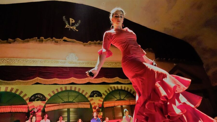 Seville: Tapas and Flamenco Experience - Why Triana makes a good tapas setting