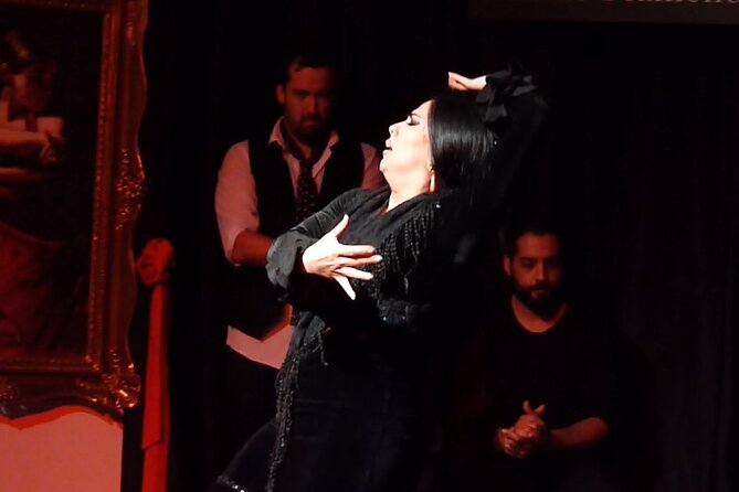 Skip the Line: Authentic Flamenco in Granada Ticket - The drink, the meal question, and your evening plan