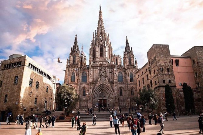 Small Group Barcelona Walking Tour, Flamenco Show & Tapas Dinner - Practical details before you book