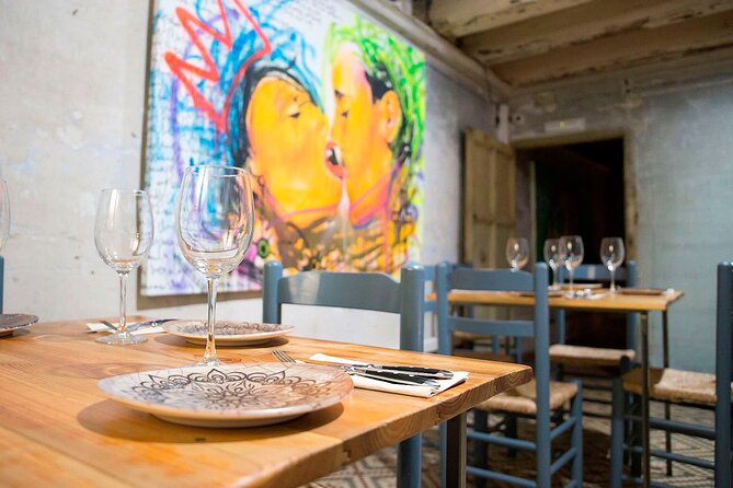 Tapas Dinner and Flamenco Show in Valencia - The walk from dinner to the tablao