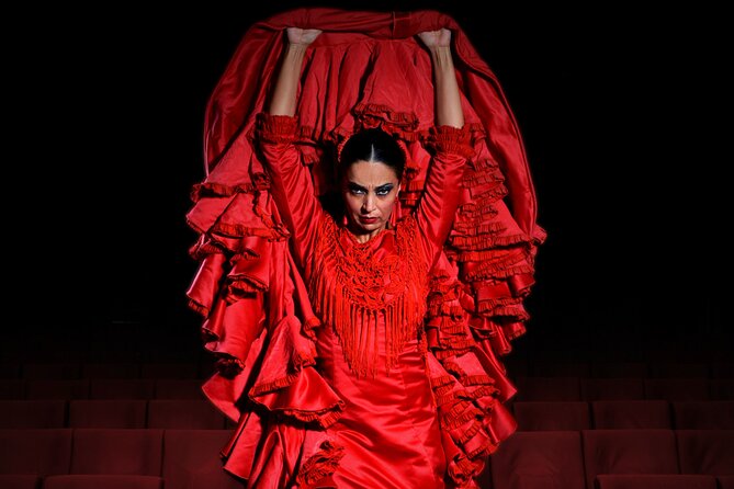 Tickets for the Authentic Flamenco Show at the Madrid Theater - Why the small stage matters