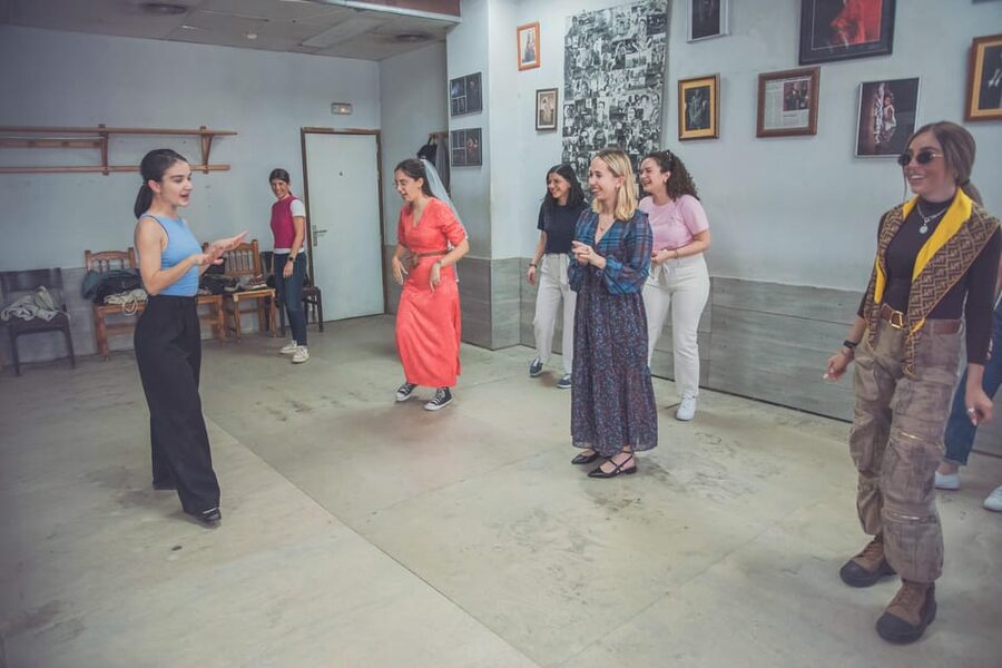 Valencia: Flamenco Class Experience - Who should book this class?