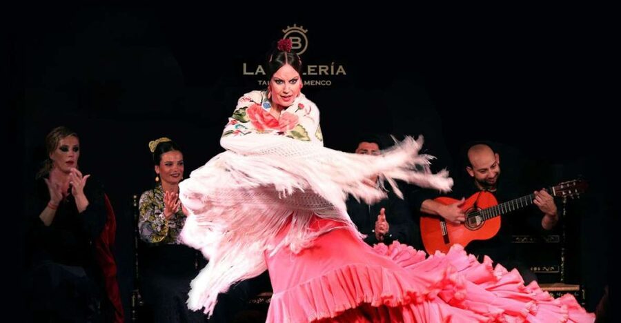 Valencia: Flamenco Show with Dinner at La Bulería - What arrives on the Premium menu